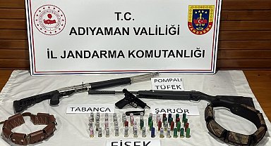 Baskında silah ve mermiler ele geçirildi