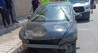 Gölbaşı'nda iki otomobil çarpıştı: 2 Yaralı