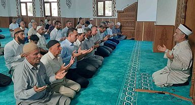 Samsat'ta merkez cami ibadete açıldı