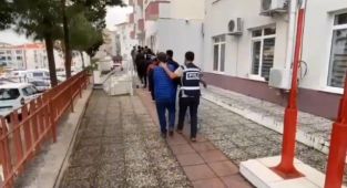 418 zehir taciri yakalandı: 1 ton 480 kg uyuşturucu ele geçirildi - Videolu Haber