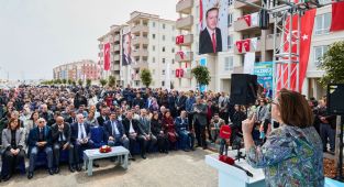 500 konut hak sahiplerine teslim ediliyor