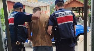 Adana'da çeşitli suçlardan aranan 7 kişi yakalandı - Videolu Haber
