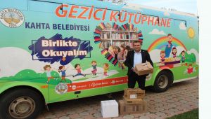 Adana’dan Kahta Belediyesi’ne kitap desteği