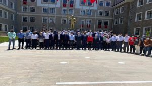 ADD'den Atatürk Anıtı'na çelenk