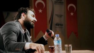 Adem Kaya’dan ‘Şiir’ Tadında Bir Gece