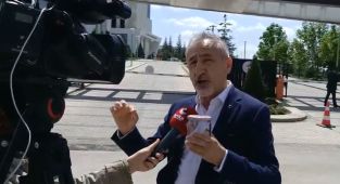 Adıgüzel, Tarım Bakanlığına kahverengi kokarca götürdü