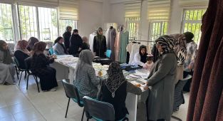ADIMEK kurslarıyla kadınlar hem üretiyor hem kazanıyor