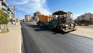 Adıyaman Belediyesi Altınşehir Mahallesi’nde asfalt çalışması yaptı