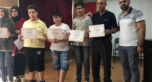 Adıyaman Belediyesi Konservatuarında Sertifika Heyecanı