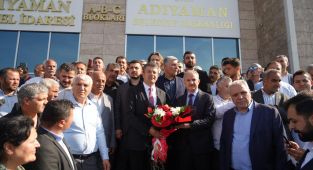 Adıyaman Belediyesi’nde devir teslim töreni gerçekleştirildi - Videolu Haber