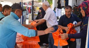 Adıyaman Belediyesi’nden 70 bin kurban atık poşeti - Videolu Haber