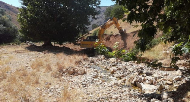 Adıyaman Belediyesi, Tut Medetsiz İsale Hattında Çalışma Yaptı