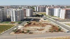 Adıyaman'da 10 park için ilk kepçe vuruldu