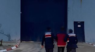Adıyaman'da 11 yıl kesinleşmiş hapis cezası bulunan şüpheli tutuklandı
