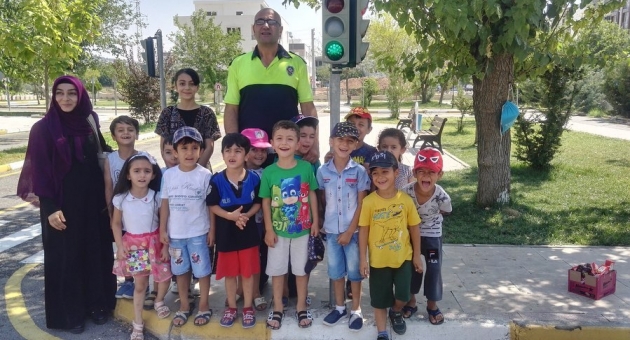 Adıyaman'da 13 Bin 046 Öğrenciye "Trafik Dedektifi" Eğitimleri Verildi
