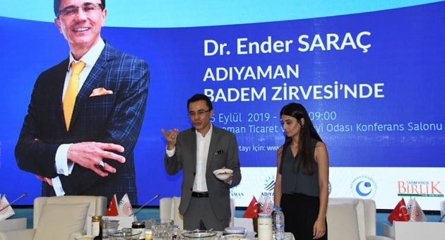 Adıyaman’da Badem Zirvesi Düzenlendi