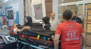 Adıyaman'da bıçaklı kavga: 1 yaralı, 2 gözaltı - Videolu Haber