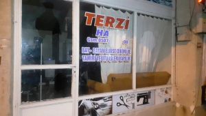 Adıyaman'da bir iş yerinin camları kırıldı - Videolu Haber