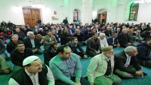 Adıyaman'da, Camilerde ‘Kandil’ Yoğunluğu