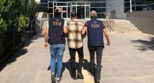 Adıyaman'da FETÖ operasyonu: 2 kamu görevlisi gözaltına alındı
