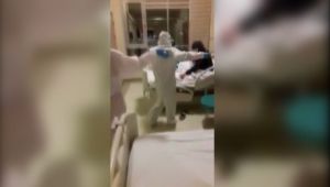 Adıyaman'da Hemşirelerden Karantina Hastalarına Halaylı Moral - Videolu Haber