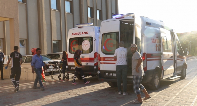 Adıyaman'da HES İnşaatında İskele Çöktü: 4 Yaralı