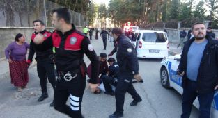 Adıyaman'da iki grup arasında kavga: 10 gözaltı, 3 yaralı - Videolu Haber