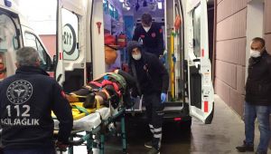 Adıyaman’da iki otomobil kafa kafaya çarpıştı: 2 yaralı