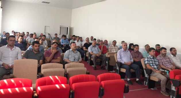 Adıyaman'da İlaç Bayi Yetkililerine Yeni Yönetmenlik Anlatıldı
