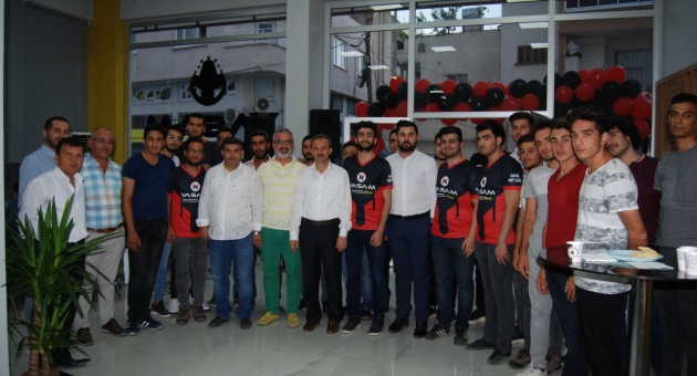 Adıyaman'da İlk Profosyonel 'Noble Stri̇ke eSpor' Lansmanı Gerçekleşti