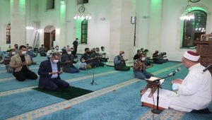 Adıyaman'da Kadir Gecesi salgının gölgesinde ihya edildi