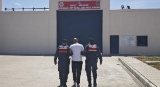 Adıyaman’da kesinleşmiş hapis cezası bulunan 2 kişi Jandarma tarafından yakalandı