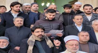 Adıyaman'da sabah namazında TÜGVA'dan İsveç'e tepki