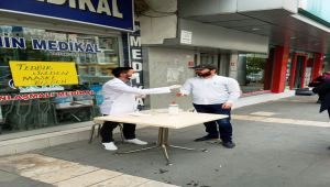 Adıyaman’da Şahin Medikal Ücretsiz Maske Dağıttı