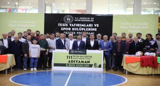 Adıyaman'da spor kulüplerime nakdi destek