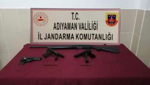 Adıyaman'da şüpheli otomobilde ruhsatsız tabanca ele geçirildi