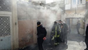 Adıyaman'da, Suriyelilerin Yaşadığı Evde Yangın
