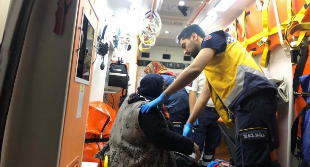 Adıyaman'da Tartıştığı Eşini Bıçakladı