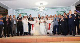 Adıyaman’da toplu nikah ve düğün töreni