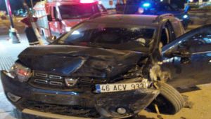 Adıyaman'da Trafik Kazası: 2 Yaralı