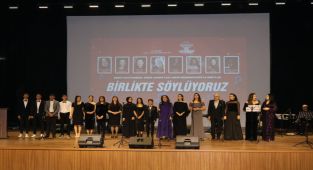 Adıyaman'da Türk sanat müziğinin sevilen isimleri sahne aldı - Videolu Haber