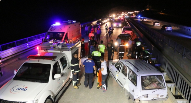 Adıyaman'da Zincirleme Kaza: 11 Yaralı - Videolu Haber