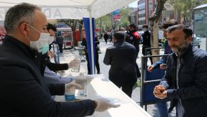 Adıyaman Eczacılar Odasından Vatandaşlara Ücretsiz Maske
