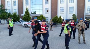 Adıyaman merkezli 5 ilde tarihi eser kaçakçılığına 13 gözaltı - Videolu Haber