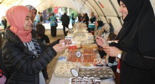 Adıyaman Müftülüğü'nden, Demokrasi Parkı'nda bir günlük kermes - Videolu Haber