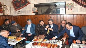 Adıyaman Protokolünden Tarihi Oturakçılar Pazarı Esnafına Ziyaret