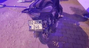 Adıyaman Saat Kulesi önünde motosiklet kazası: 1 yaralı