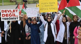 Adıyaman Üniversitesi İsrail'in Gazze'ye yönelik saldırılarını protesto etti