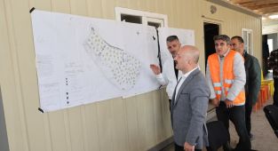 Adıyaman Valisi ve Milletvekilleri İndere Köyü afet konutları’nı teftiş etti