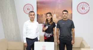 Adıyamanlı sporcular atletizmde Türkiye ikincisi oldu